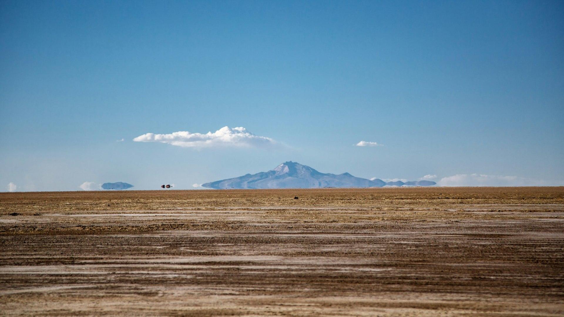 A wide desert landscape; illustrative archive photograph.