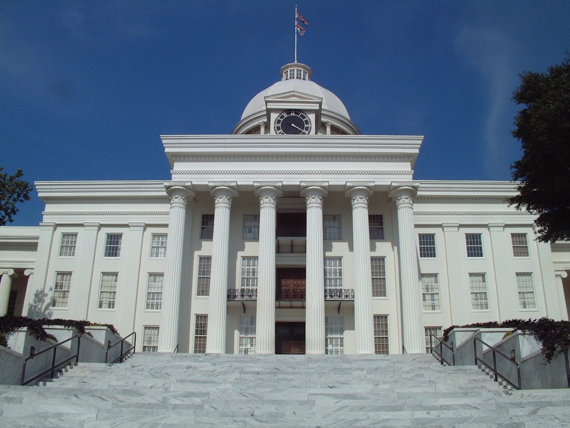 The Alabama State Capitol building
