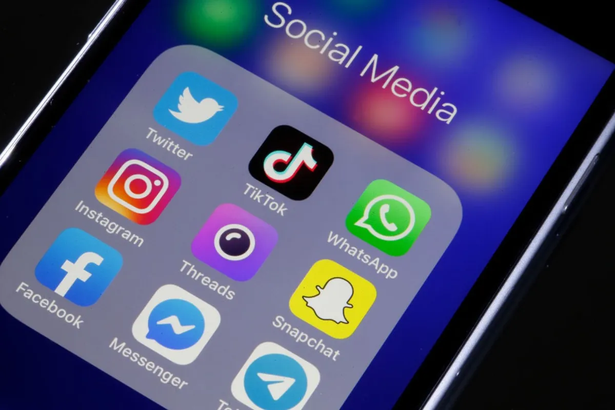 Smartphone with app icons for social media sites