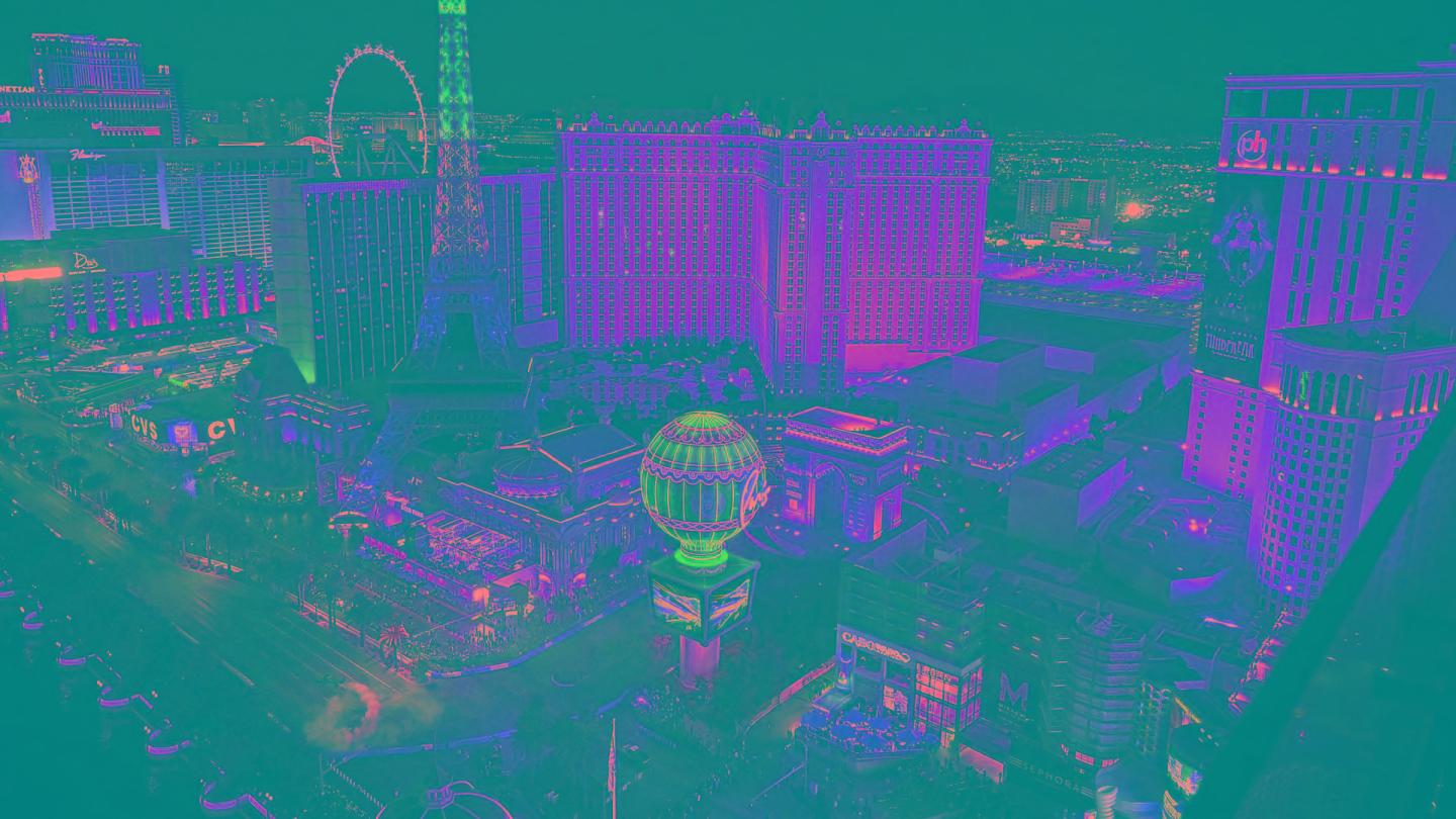 A color-processed archive city image; not a water-use or contamination map.
